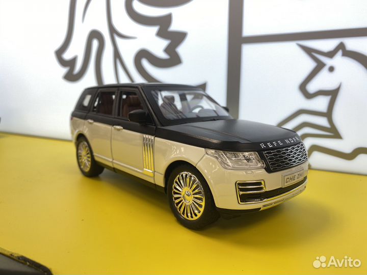 Range Rover Voque / Металлическая Модель Игрушка