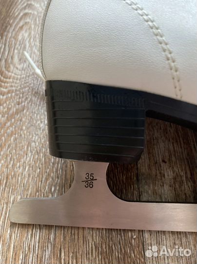 Коньки фигурные