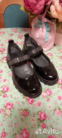 Туфли для девочки 33размер