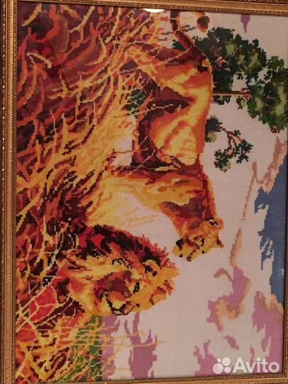 Картина вышитая крестом