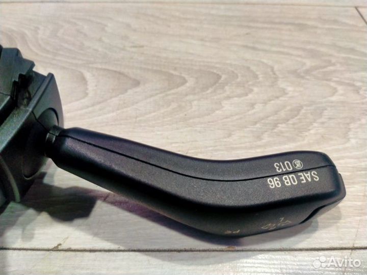 Переключатель указателя поворота ближнего и