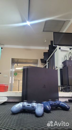 Sony PlayStation 4