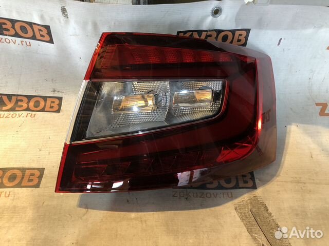 Octavia A7 17-20г Новый LED maxi фонарь правый