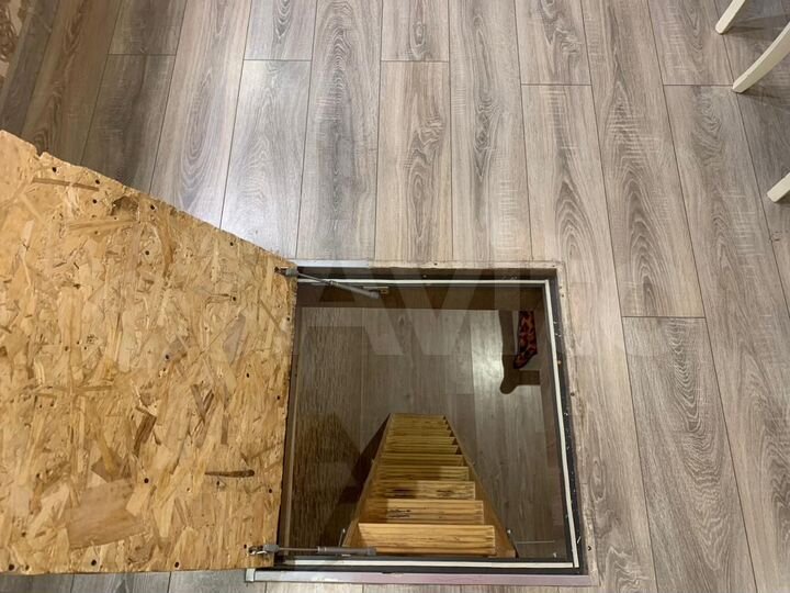 2-к. квартира, 110 м², 1/2 эт.