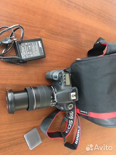 Зеркальный фотоаппарат