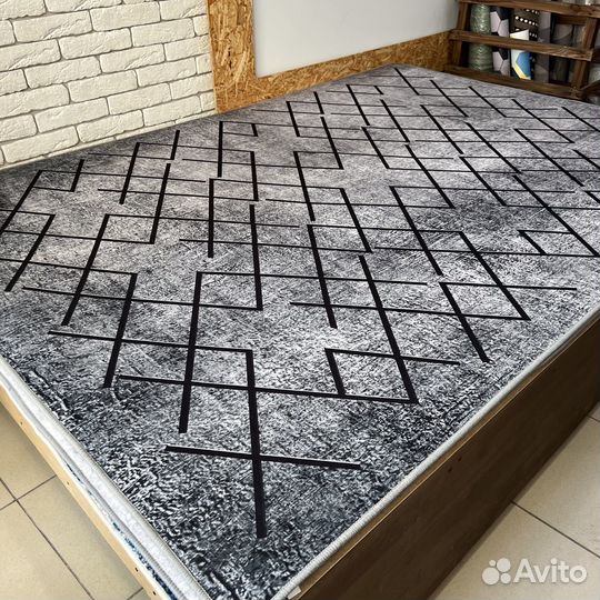 Современный ковер в гостинную в спальню