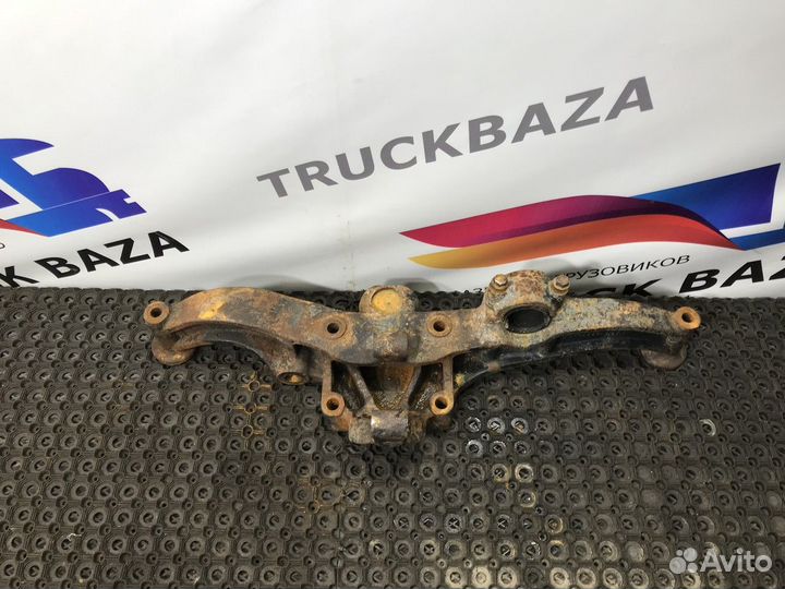 81436403210 Кронштейн пневморессоры левый