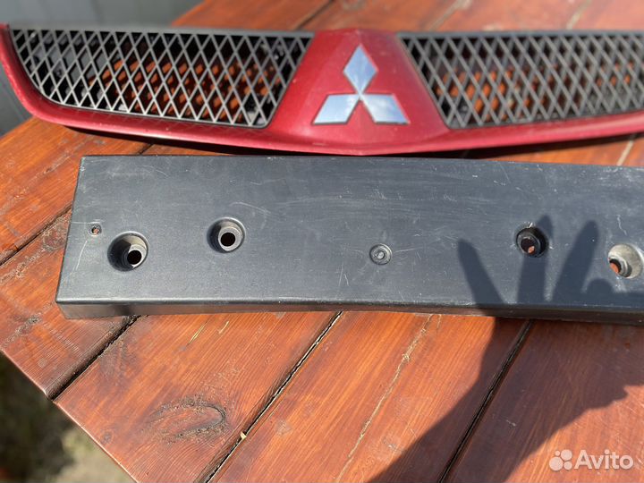 Решетка радиатора Lancer 9 +рамка+коврики