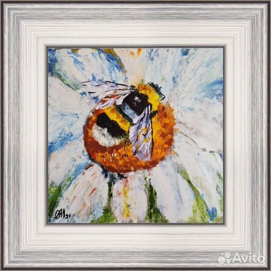 Картина маслом с пчелой