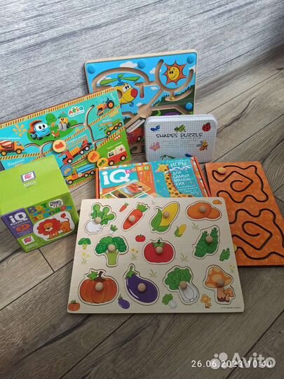 Развивающие игрушки пакетом