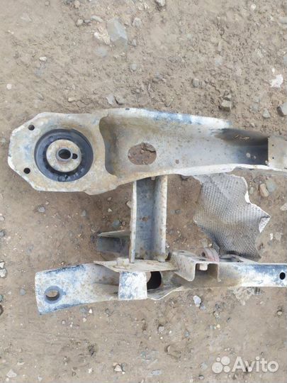 Балка задняя (подрамник) Ford Focus 2 седан 1.8