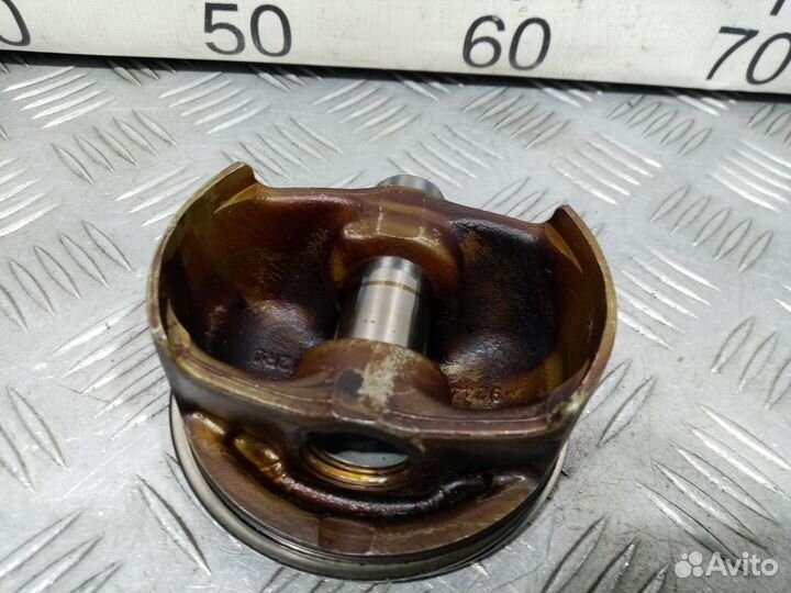 Б/У Поршень BMW N62B44 E60 E64 E63 E65 E53 E66