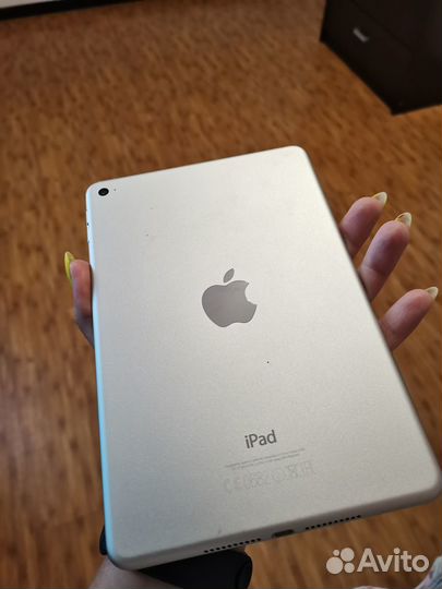 iPad mini 4 128гб