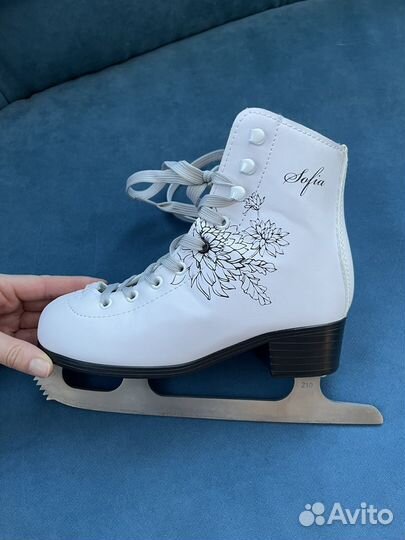 Коньки фигурные детские