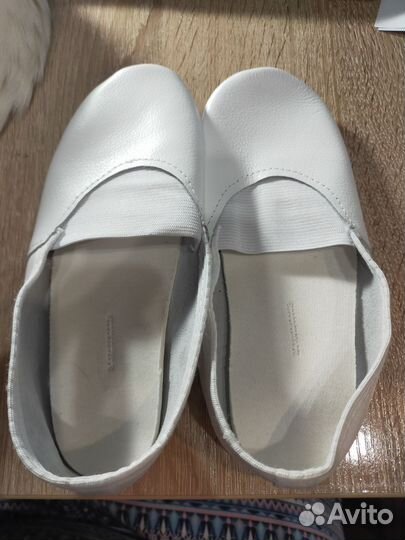 Чешки для танцев белые 30