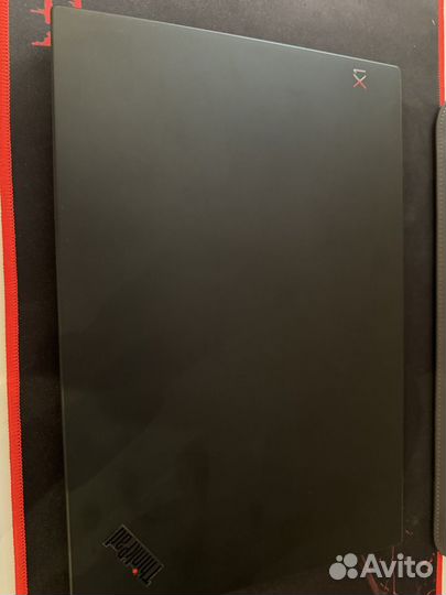 Ультрабук Lenovo ThinkPad X1 Carbon 6th gen