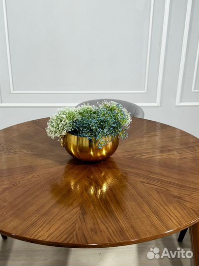 Комплект стол и стулья. В наличии