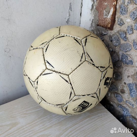 Футбольный мяч Select Premiere