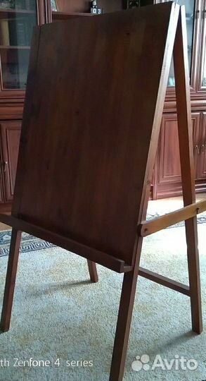 Мольберт художественный