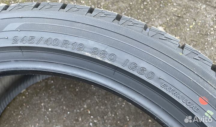 Yokohama Ice Guard IG60A 245/40 R19 98Q