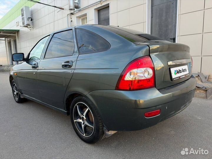 LADA Priora 1.6 МТ, 2010, 200 000 км