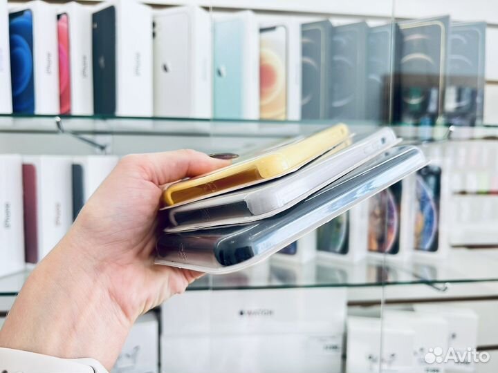 Чехол С Яблочком на iPhone 11 Pro Max