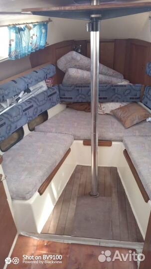 Парусная яхта