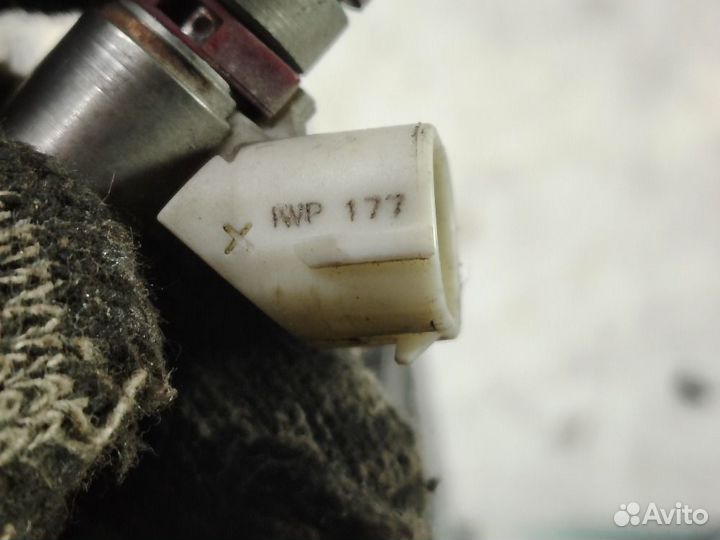 Форсунка топливная 036031AF Volkswagen Audi Skoda