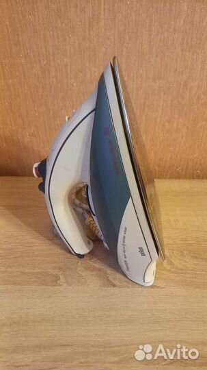 Паровой утюг Braun