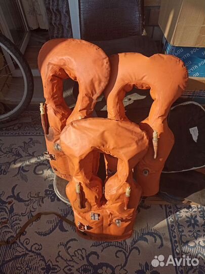 Плавательный круг