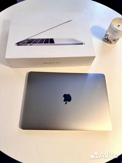 Macbook Pro 13 2019 touch bar i5,16gb,512gb ssd