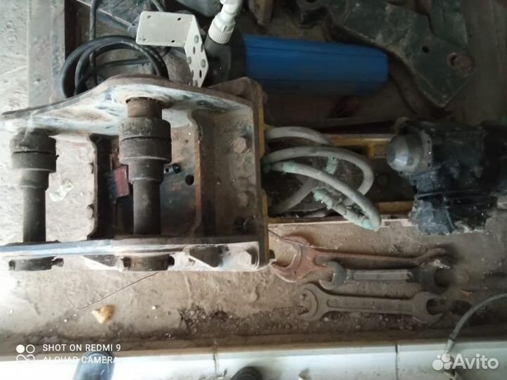 Гидромолот от JCB экскаватора