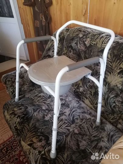 Стул-туалет для взрослых больных