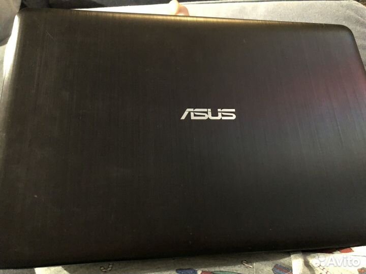 Ноутбук Asus