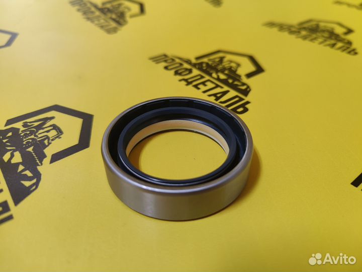 399056 Сальник полуоси экскаватор погрузчик