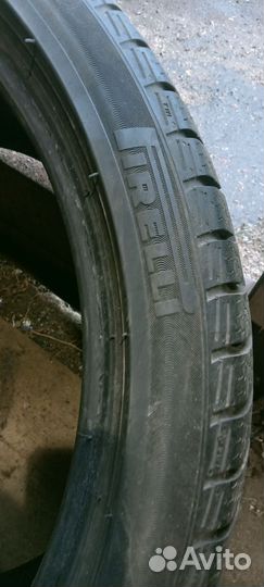 Pirelli Winter Sottozero 3 275/35 R21 и 315/30 R21 105V