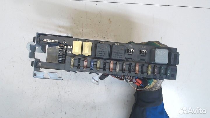 Блок предохранителей Mercedes E W211, 2004