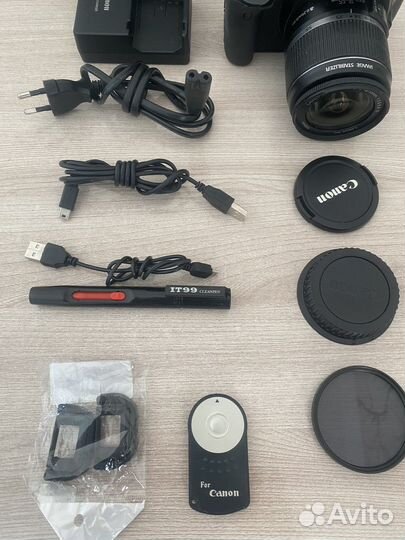 Зеркальный фотоаппарат canon 550d