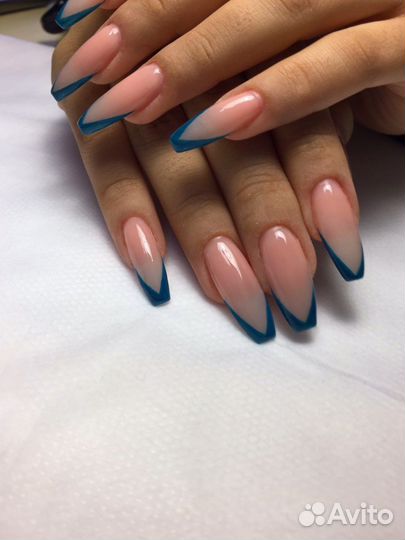 Маникюр,педикюр, наращивание ногтей