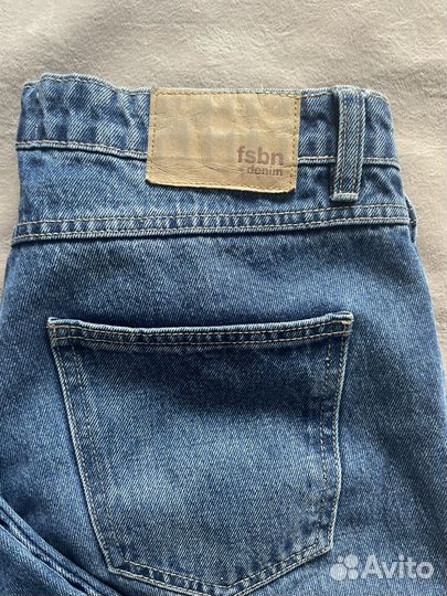 Джинсы женские