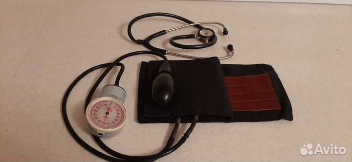 Тонометр для измерения давления механический