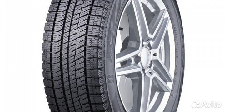 Bridgestone Blizzak Ice 225/55 R18 102H