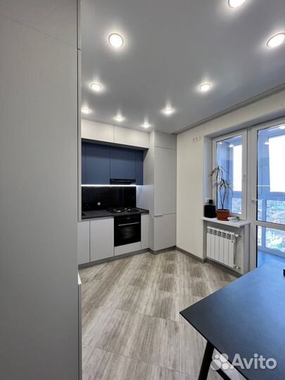 П образная кухня на заказ. Фабрика в Челябинске