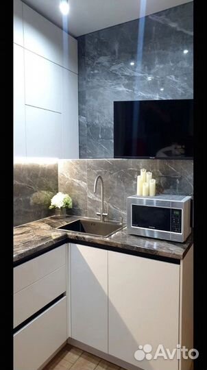 Кухонный гарнитур угловой на заказ от фабрики