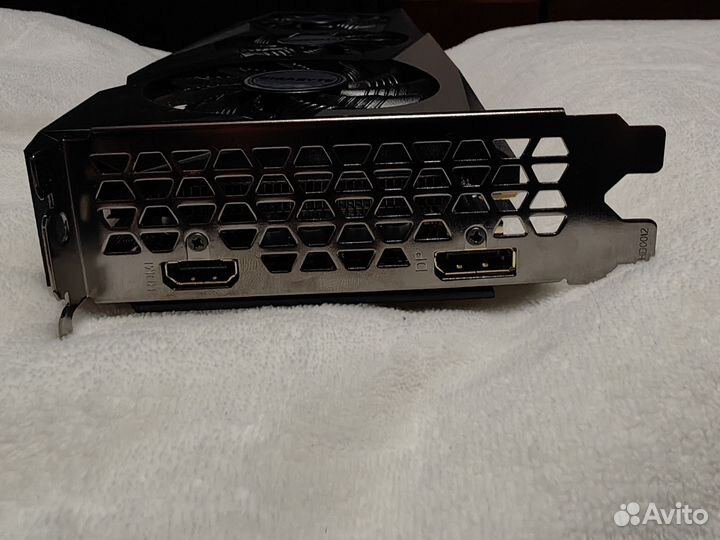 Видеокарта AMD Radeon RX 6500 XT Gigabyte 4Gb