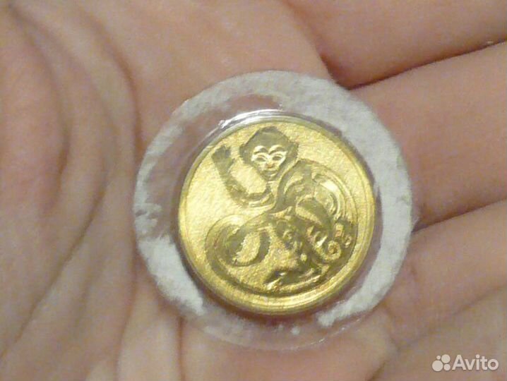 Монеты китайские сувенирные