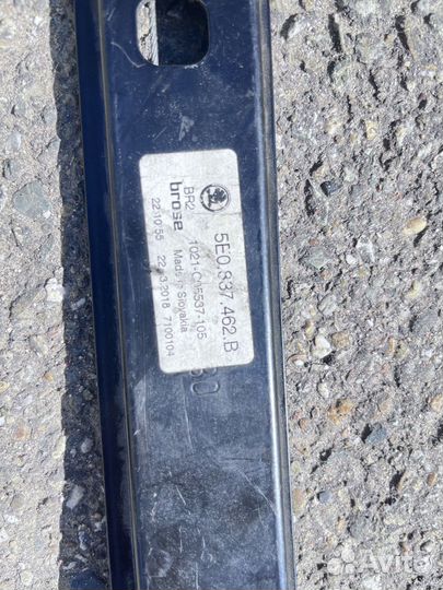 Стеклоподьемник