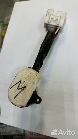 Контактная группа замка зажигания Тойота