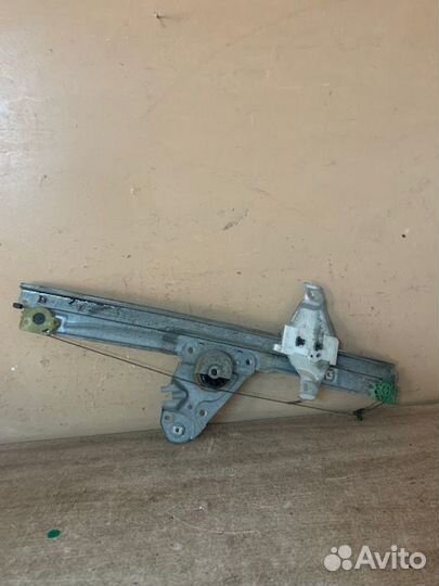 Стеклоподъемник передний левый peugeot 308