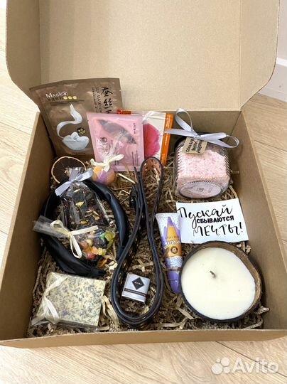 Женские подарочные наборы, боксы